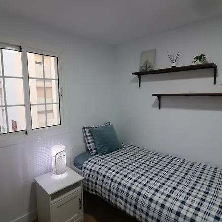 Lovelly Renovated Apartment *