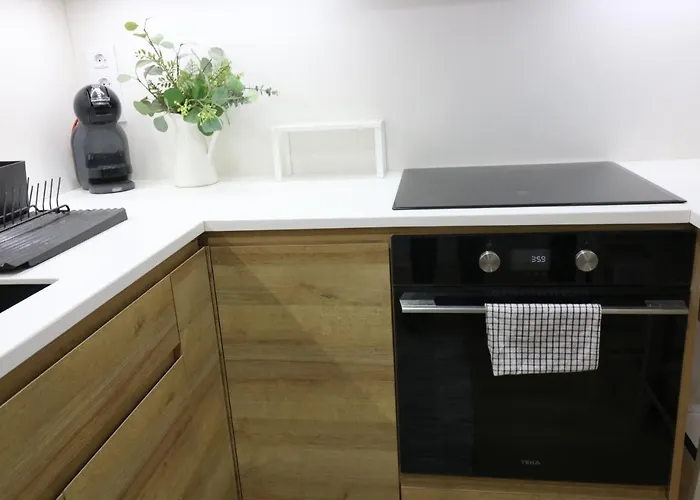 Lovelly Renovated Апартаменты